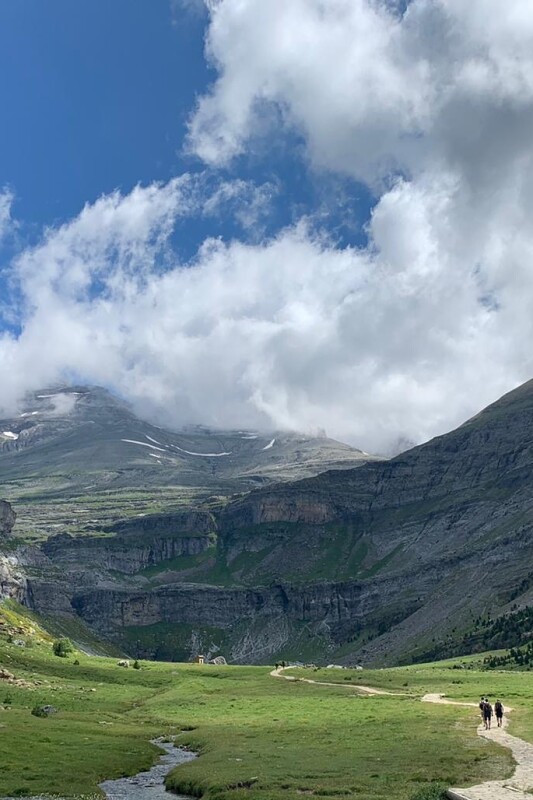 Čarobna Aínsa in slikoviti Pireneji