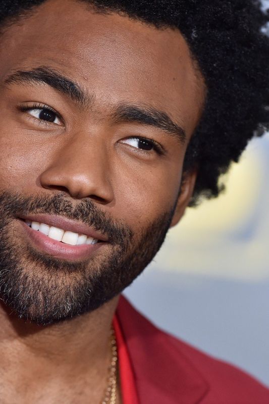 Childish Gambino spreobrača Ameriko?