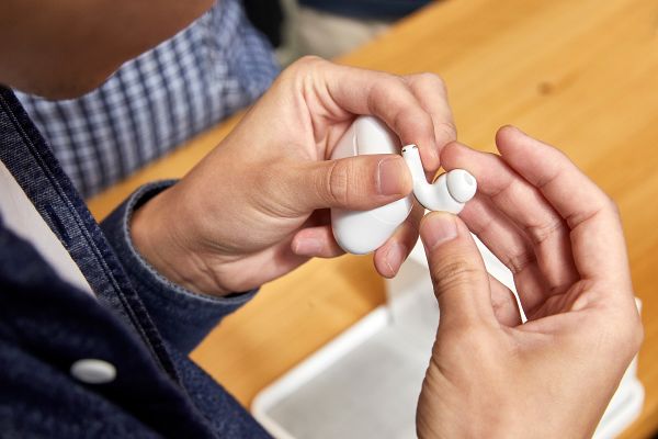 Kaj morate vedeti, če se odločate za nakup slušalk Apple AirPods Pro