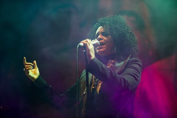 V Ljubljano se vrača Neneh Cherry!