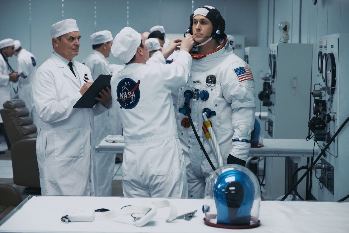 Ryan Gosling kot Neil Armstrong