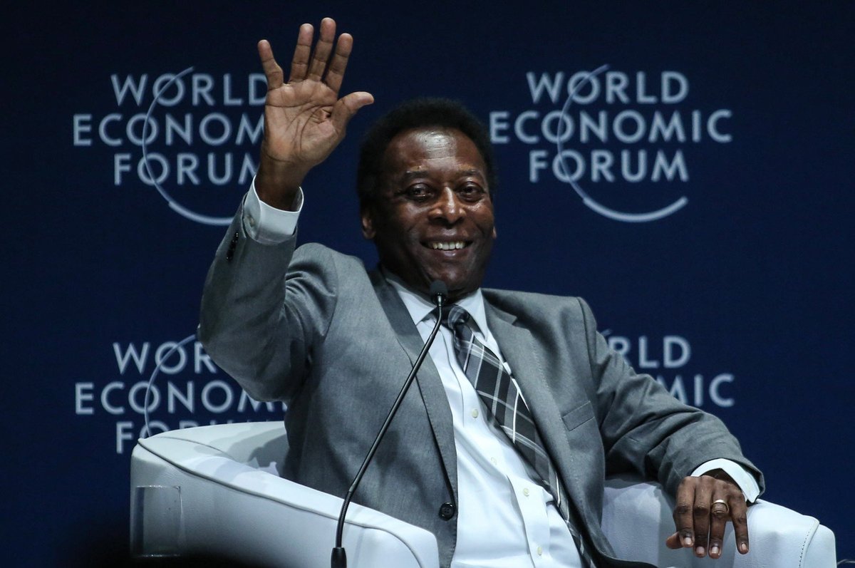 Edson Arantes do Nascimento - Pelé