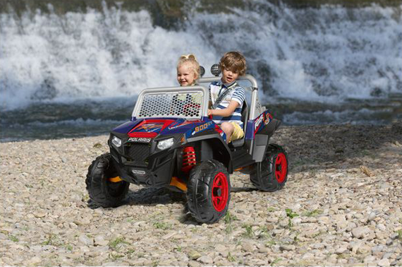 Štirikolesnik Pegperego Polaris RZR900XP