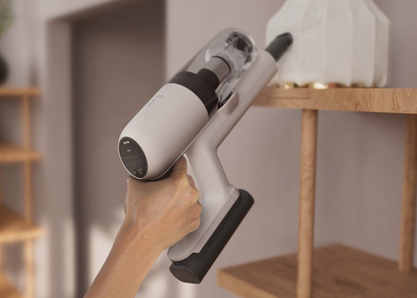 Electrolux pokončni baterijski sesalnik EP71HB14UV in nastavek BedProPower™UV