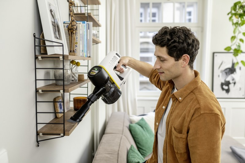 Karcher sesalnik bat.VC4 Cordless myHome Car, bel, 1.198-632.0