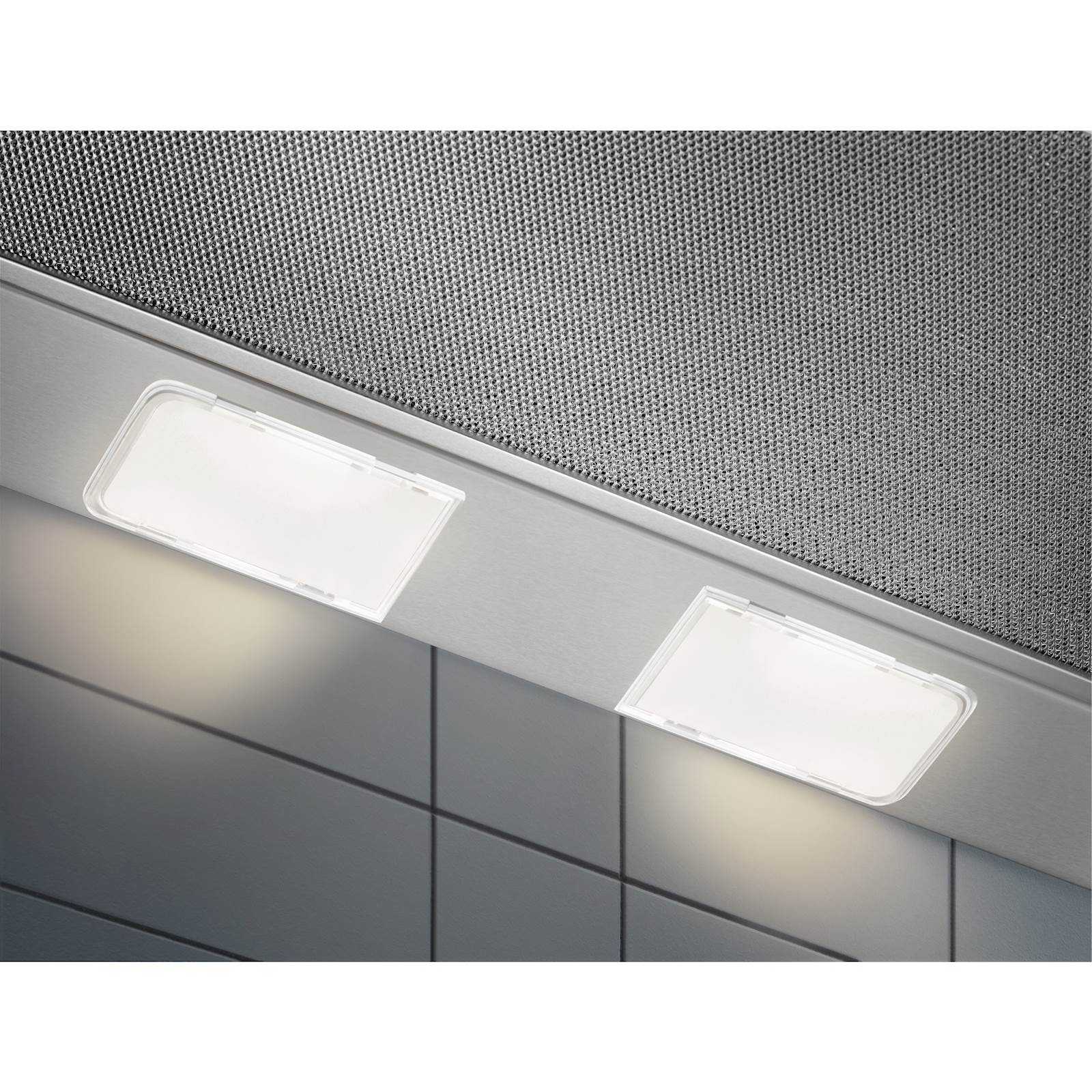 Vgradna izvlečna napa Electrolux LFP326AB