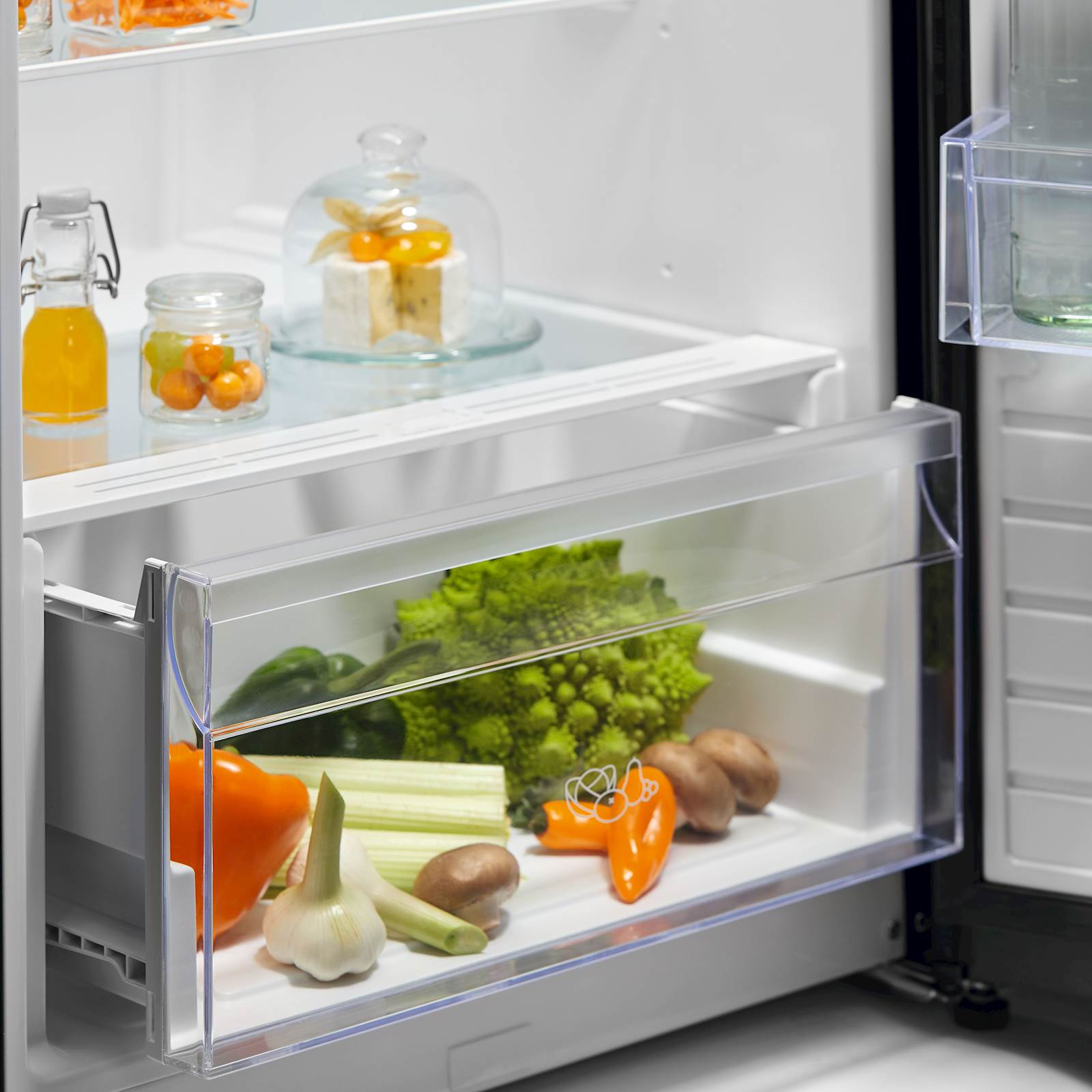 Electrolux hladilnik LRS3DE39W